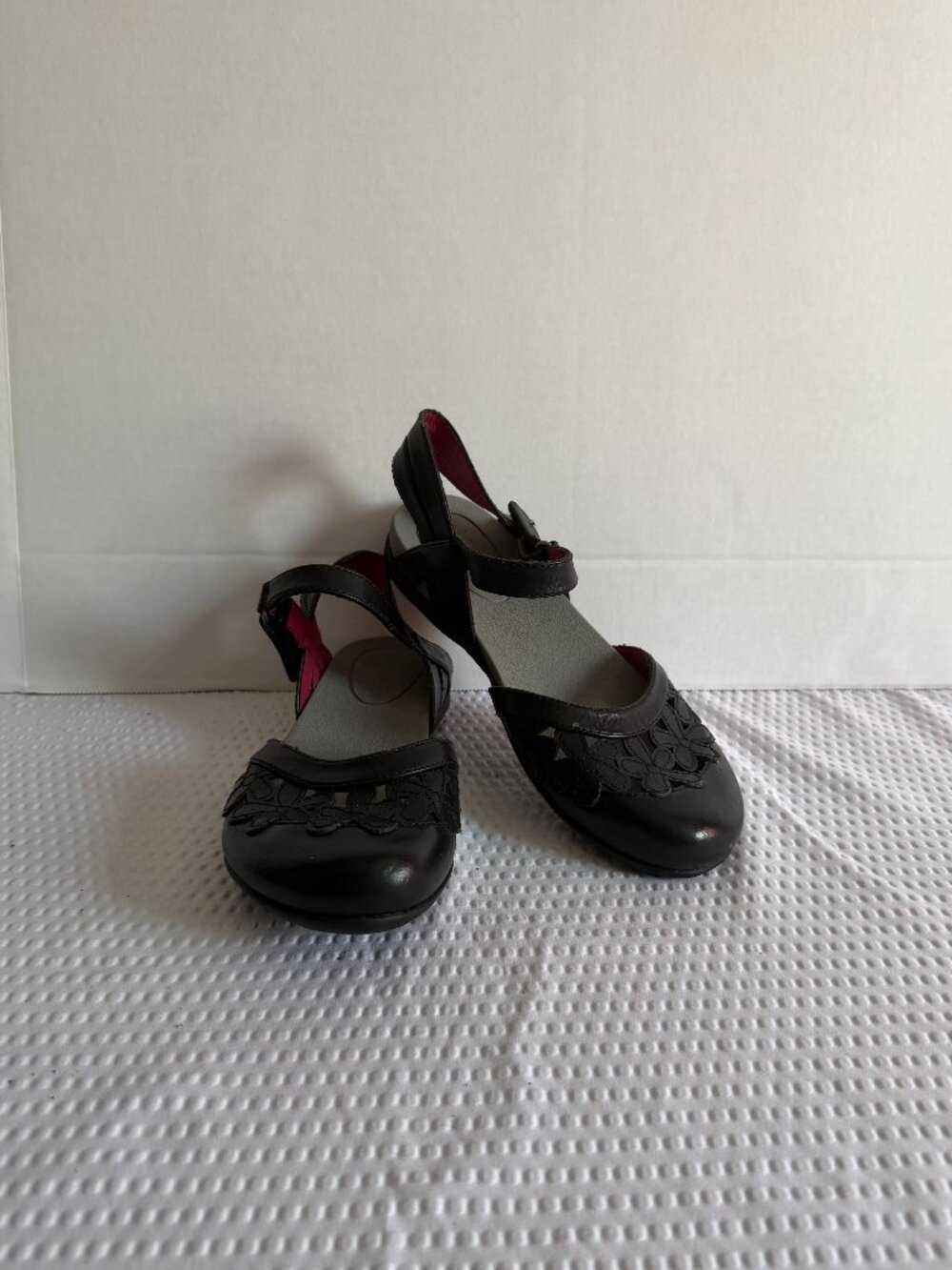 BareTraps Black Women’s Slingback Sandals